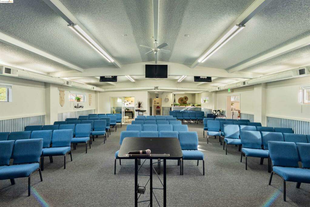 88 Middle Rincon Rd, Santa Rosa, CA 95409 MLS 41047485 Christie's