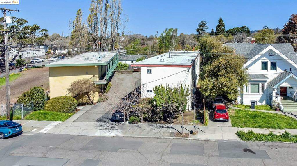 1403 Carleton St, Berkeley, CA 94702