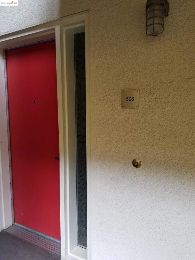 311 Oak St, Oakland, CA 94607