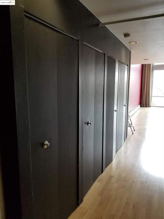 311 Oak St, Oakland, CA 94607