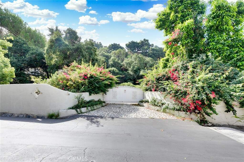 18 Woodlyn Lane, Bradbury, CA 91008