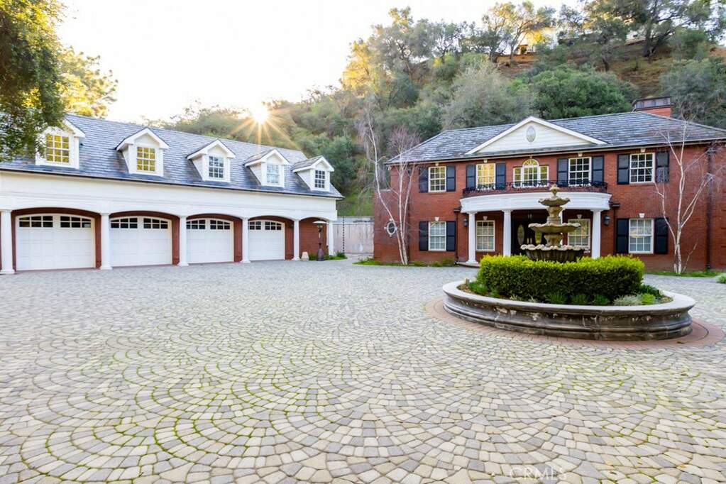 10 Woodlyn Lane, Bradbury, CA 91008