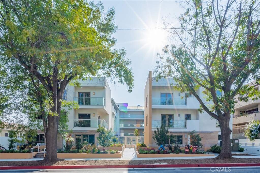 137 S Wilson Avenue #105, Pasadena, CA 91106