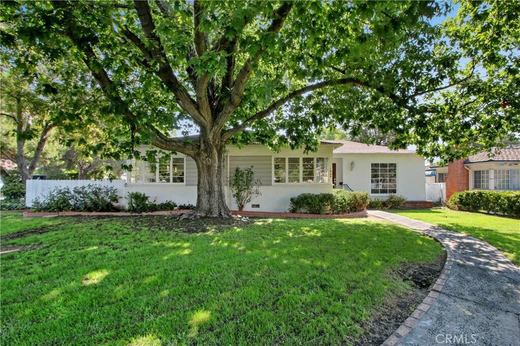 1900 Kerns Avenue, San Marino, CA 91108