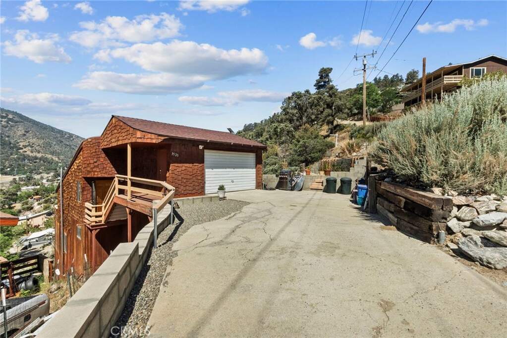 3520 Santa Clara Trail, Frazier Park, CA 93225