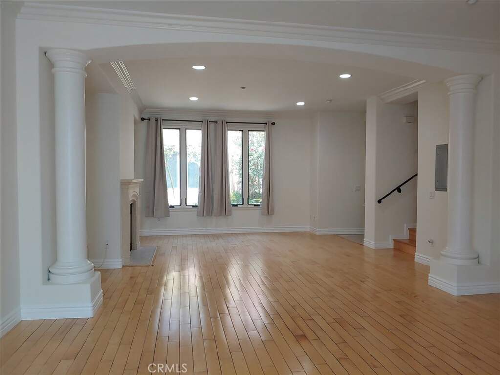 66 N Allen Avenue #3, Pasadena, CA 91106