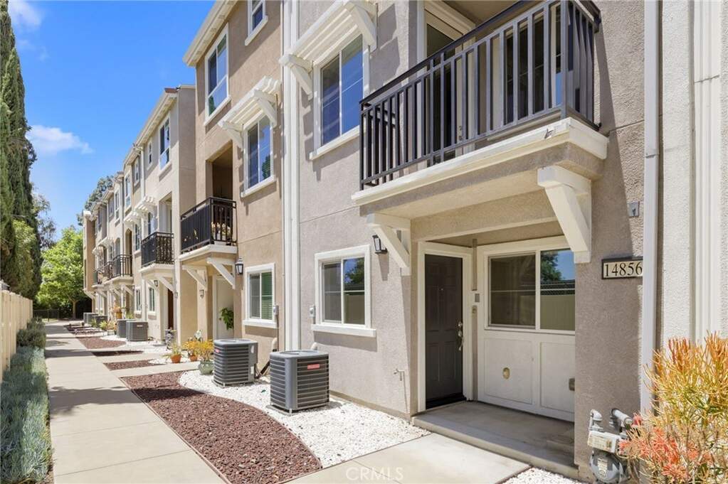 14856 Maple Terrace, Panorama City, CA 91402