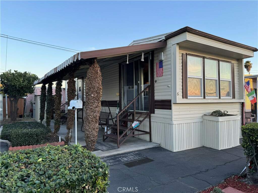 11825 Washington Blvd, Whittier, CA 90606