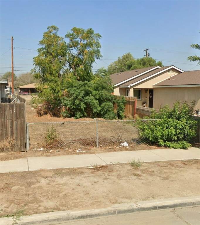 0 E O Street, Colton, CA 92324