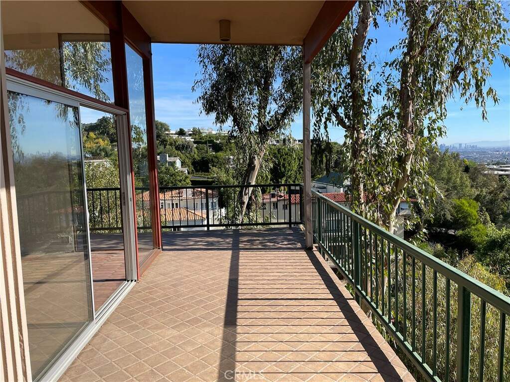 1314 Summitridge Place, Beverly Hills, CA 90210