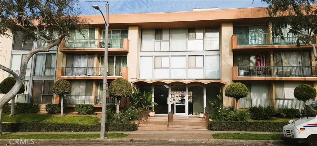 805 Glenway Drive #307, Inglewood, CA 90302