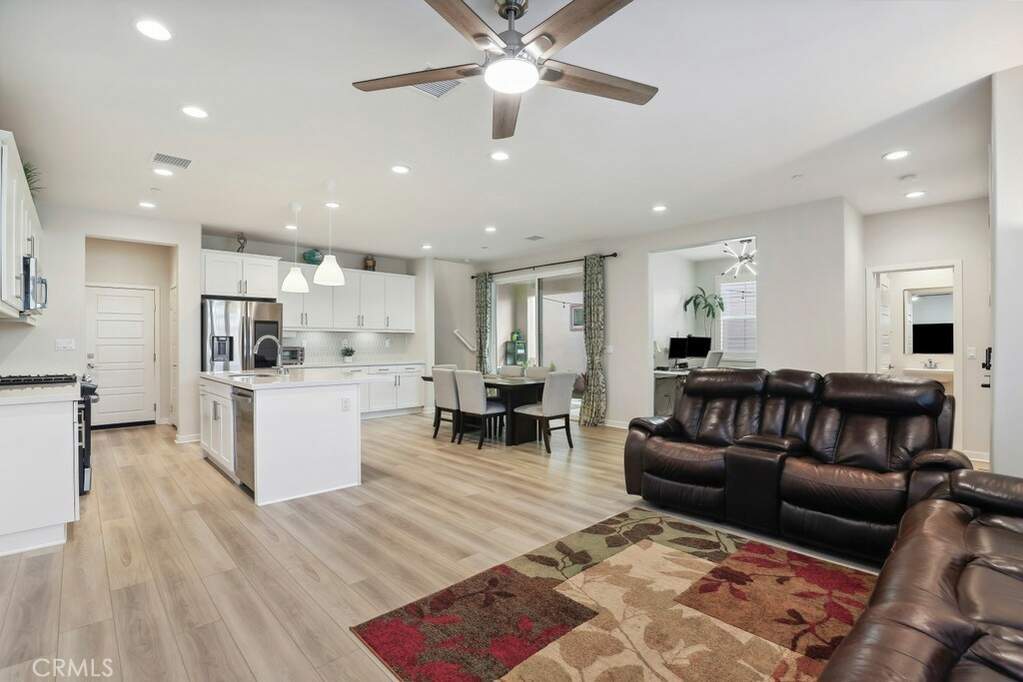 13878 Gazania Lane, Fontana, CA 92336