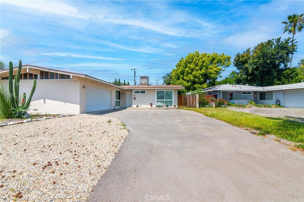 347 Elizabeth Lane, Upland, CA 91786