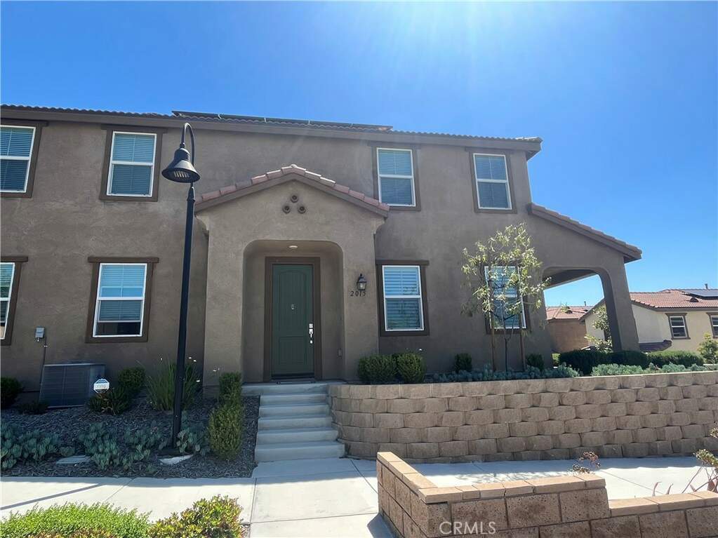 2015 Juniper Lane, Rialto, CA 92324