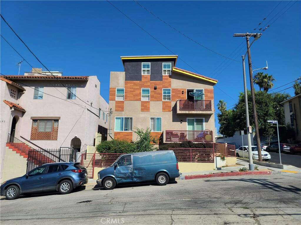 2021 Miramar Street, Los Angeles, CA 90057