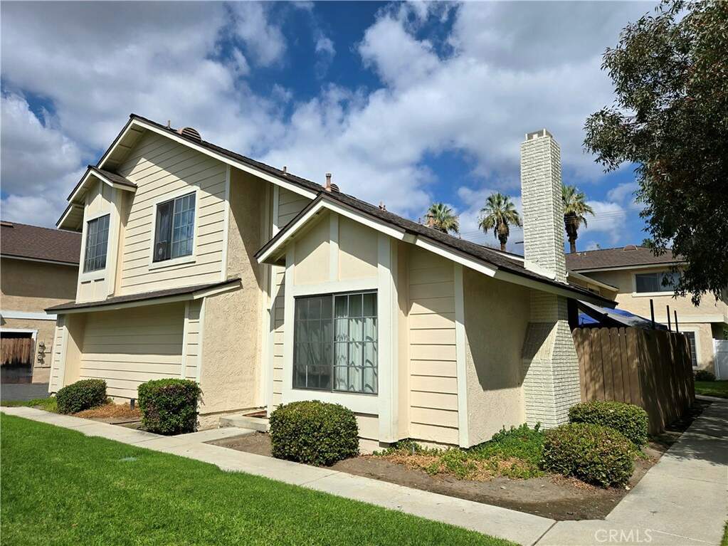 326 W 9th Street, Upland, CA 91786