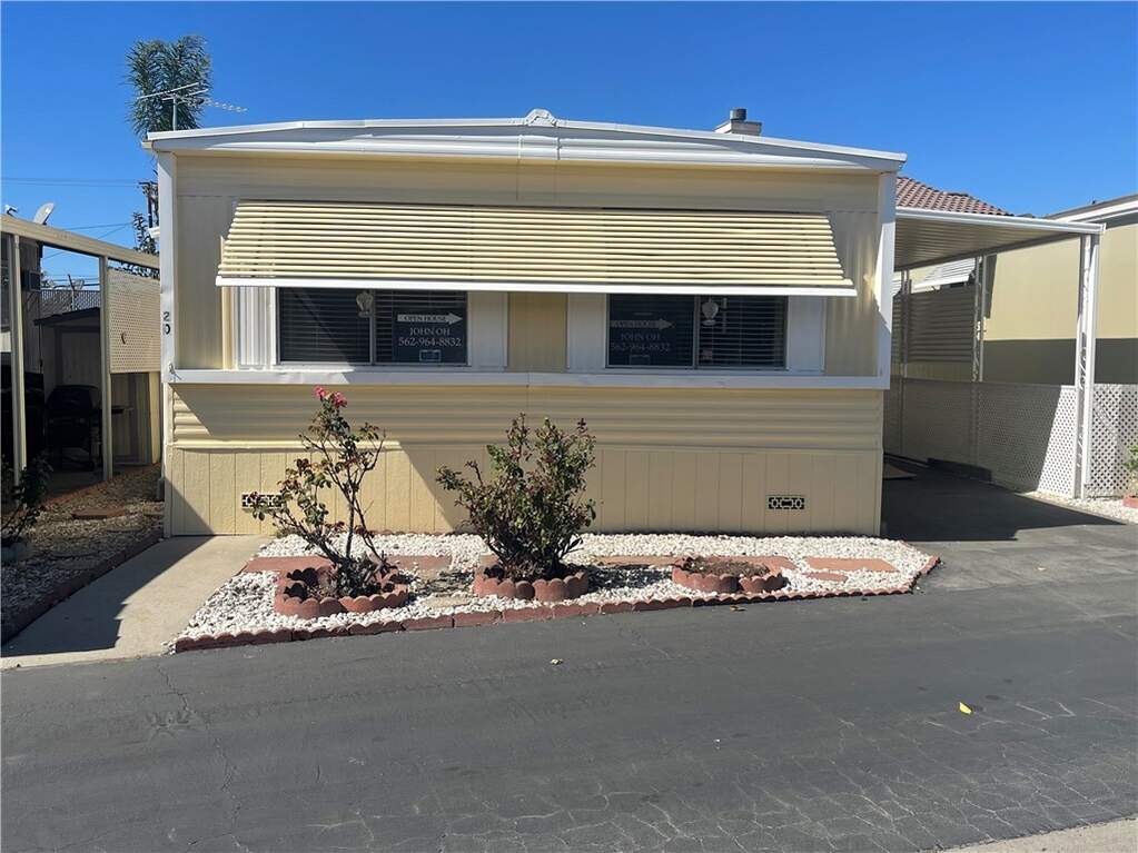 12550 Carson Street #20, Hawaiian Gardens, CA 90716