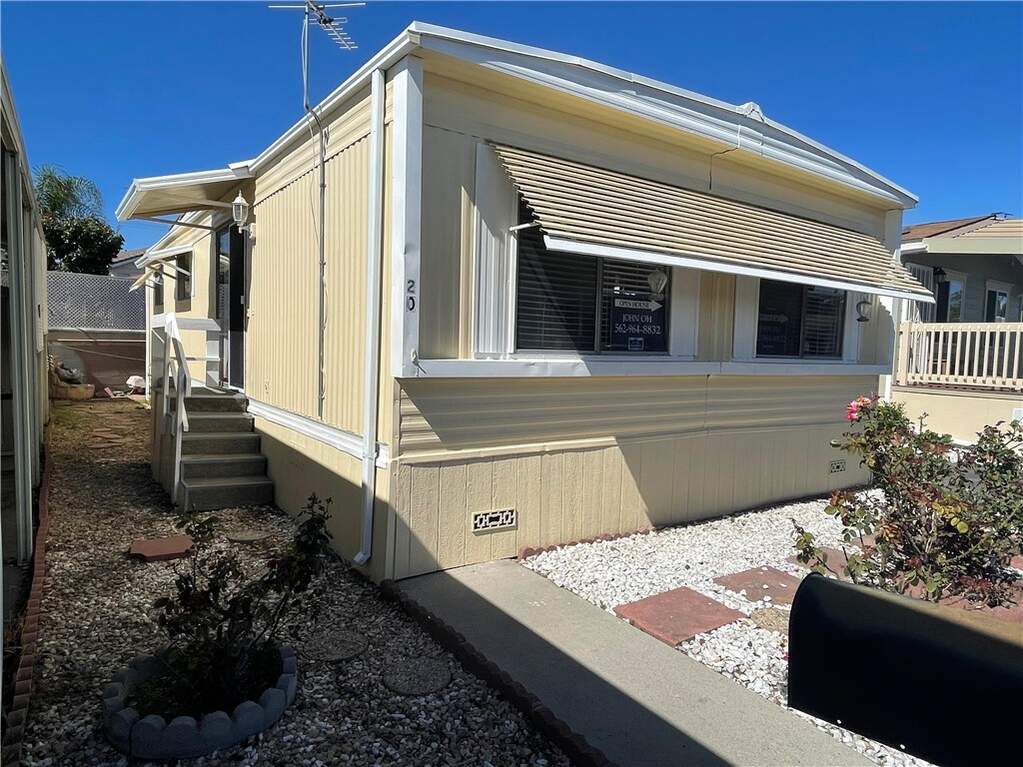 12550 Carson Street #20, Hawaiian Gardens, CA 90716