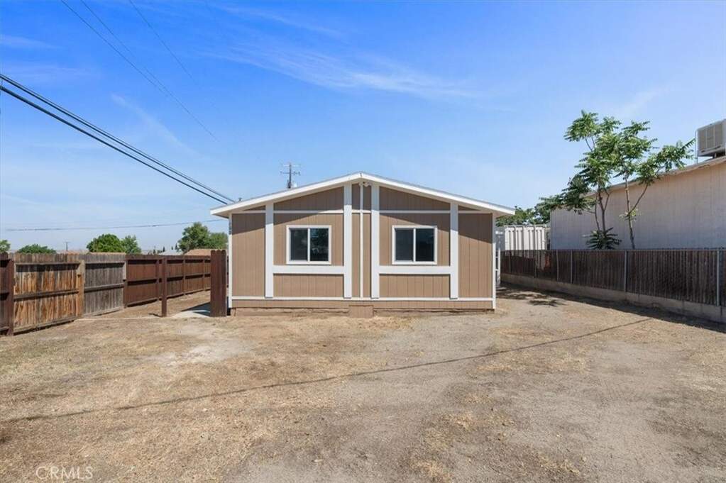 108 2nd Street, Taft, CA 93268