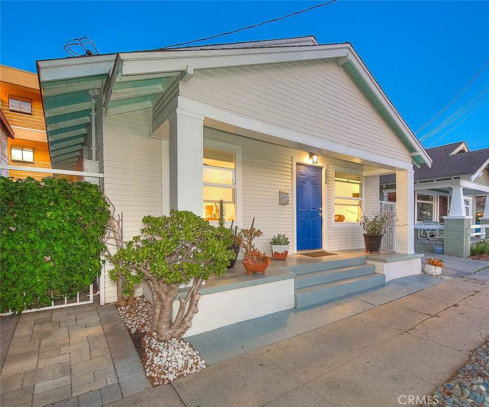 256 Falcon Avenue, Long Beach, CA 90802