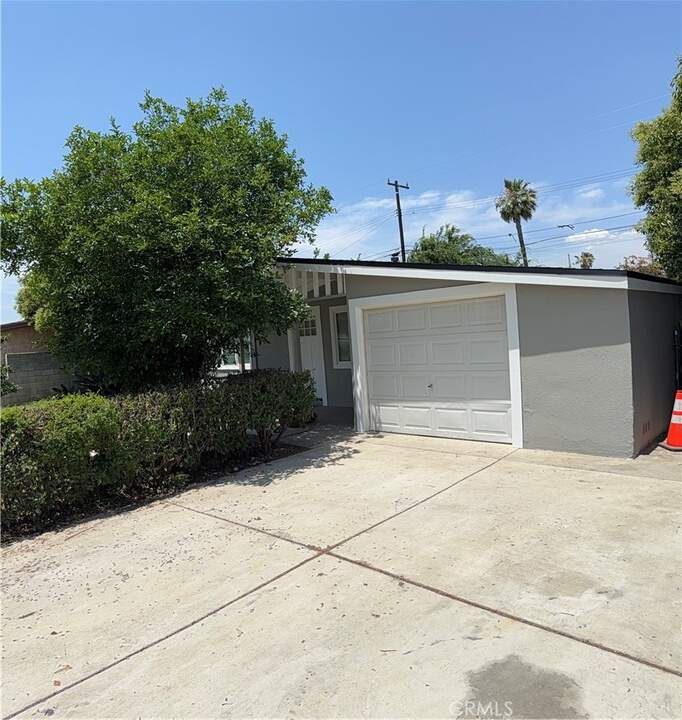 4478 San Bernardino Street, Montclair, CA 91763