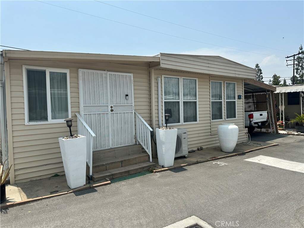 1030 Bradbourne Avenue #31, Duarte, CA 91010
