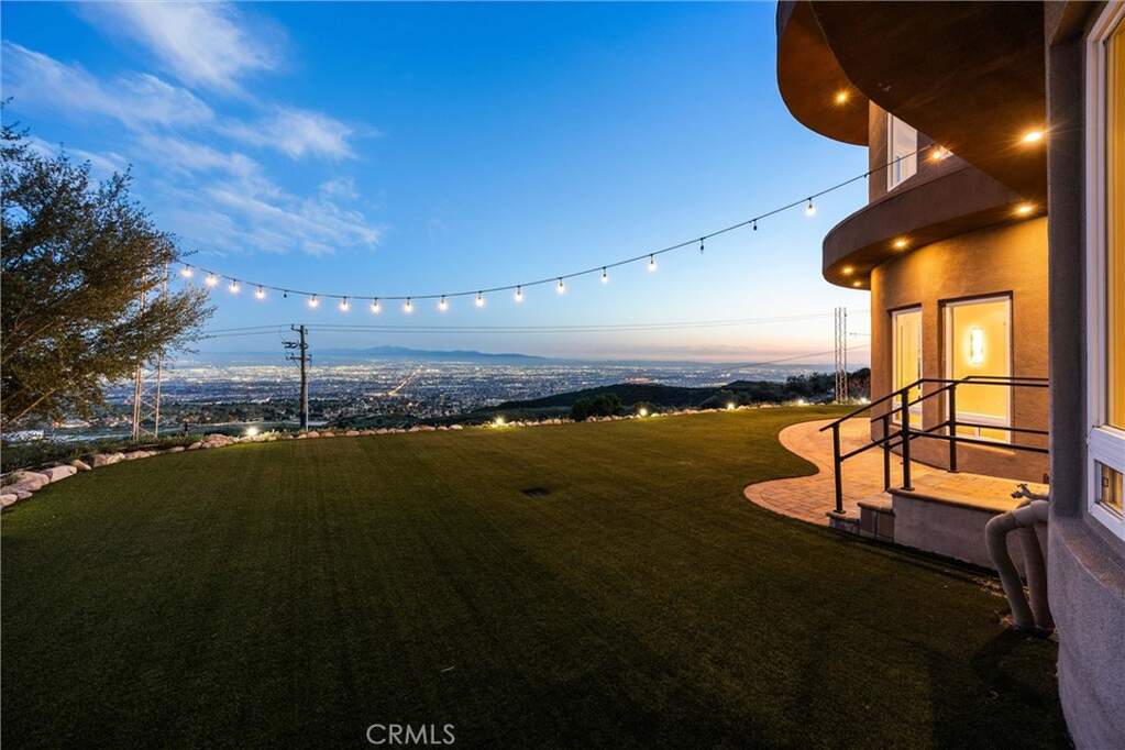 10320 Snowdrop Road, Rancho Cucamonga, CA 91737