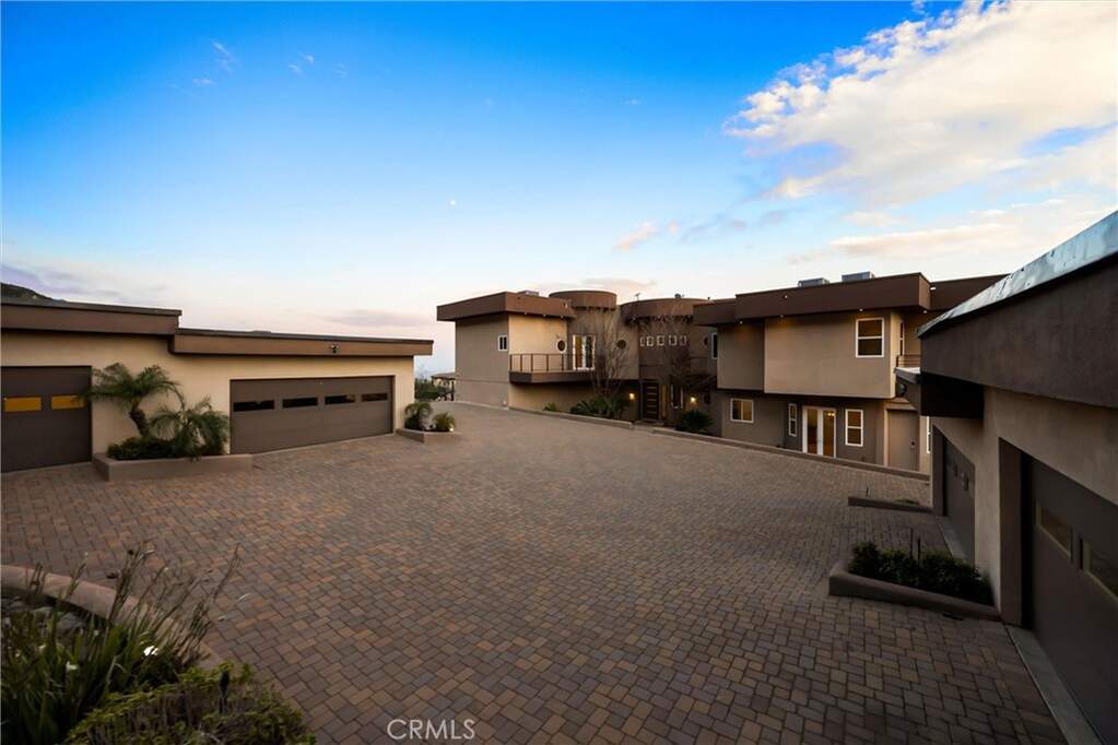 10320 Snowdrop Road, Rancho Cucamonga, CA 91737