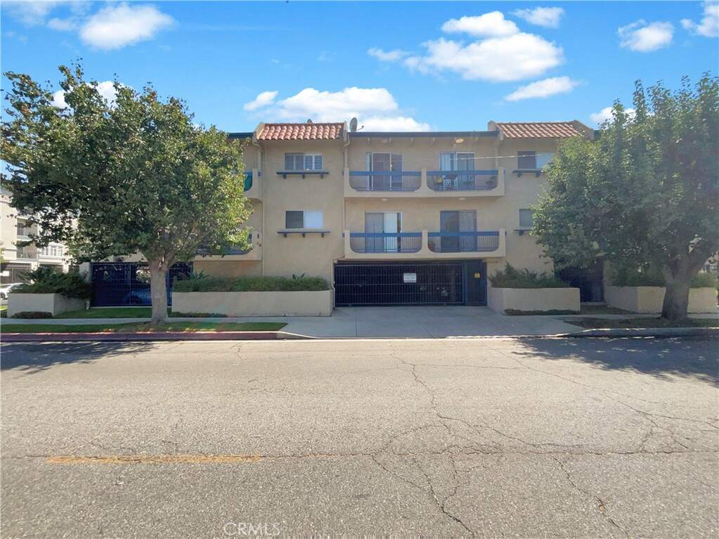 14560 Clark Street #202