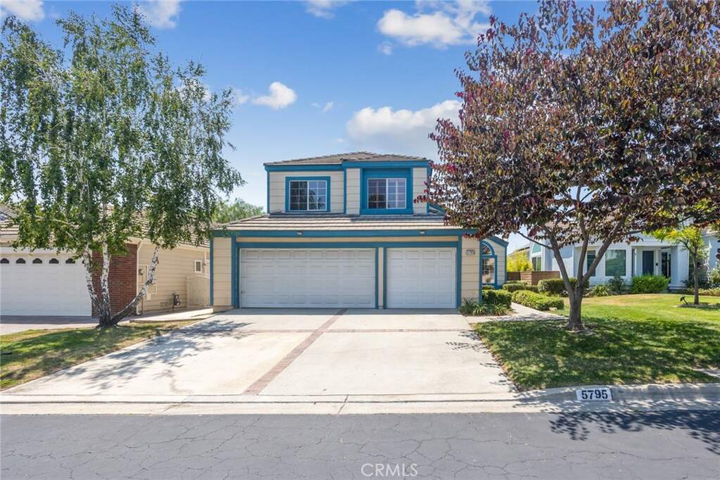 5795 Blackbird Lane