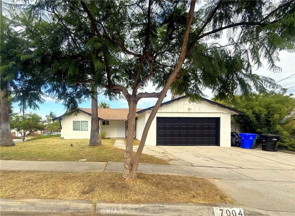 7004 La Sena, San Diego, CA 92114 MLS CV25230043 Christie's