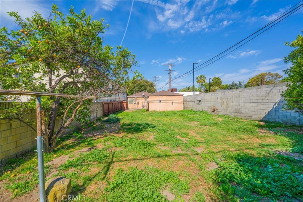 8912 Elizabeth Avenue, South Gate, CA 90280
