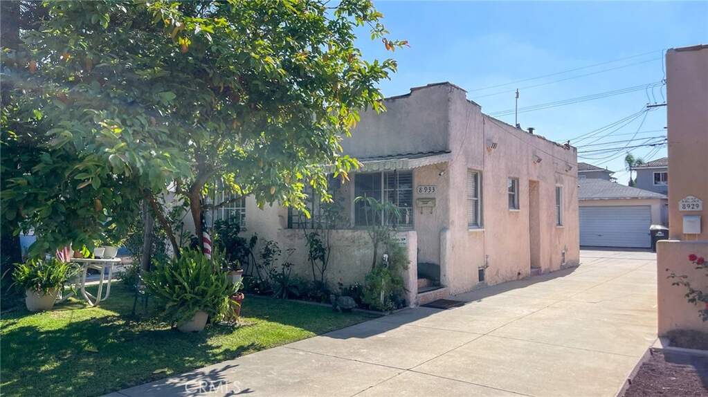 8933 Bowman Avenue, South Gate, CA 90280