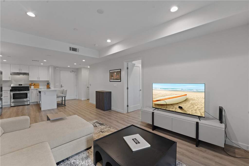 419 N Chandler Avenue #305, Monterey Park, CA 91754
