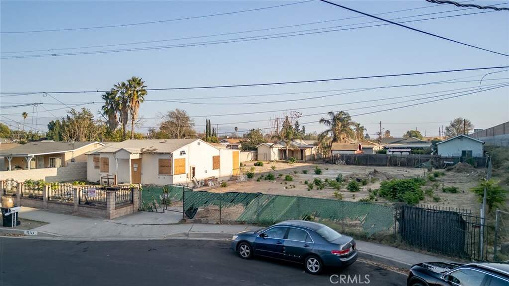 13722 Pierce Street, Pacoima, CA 91331