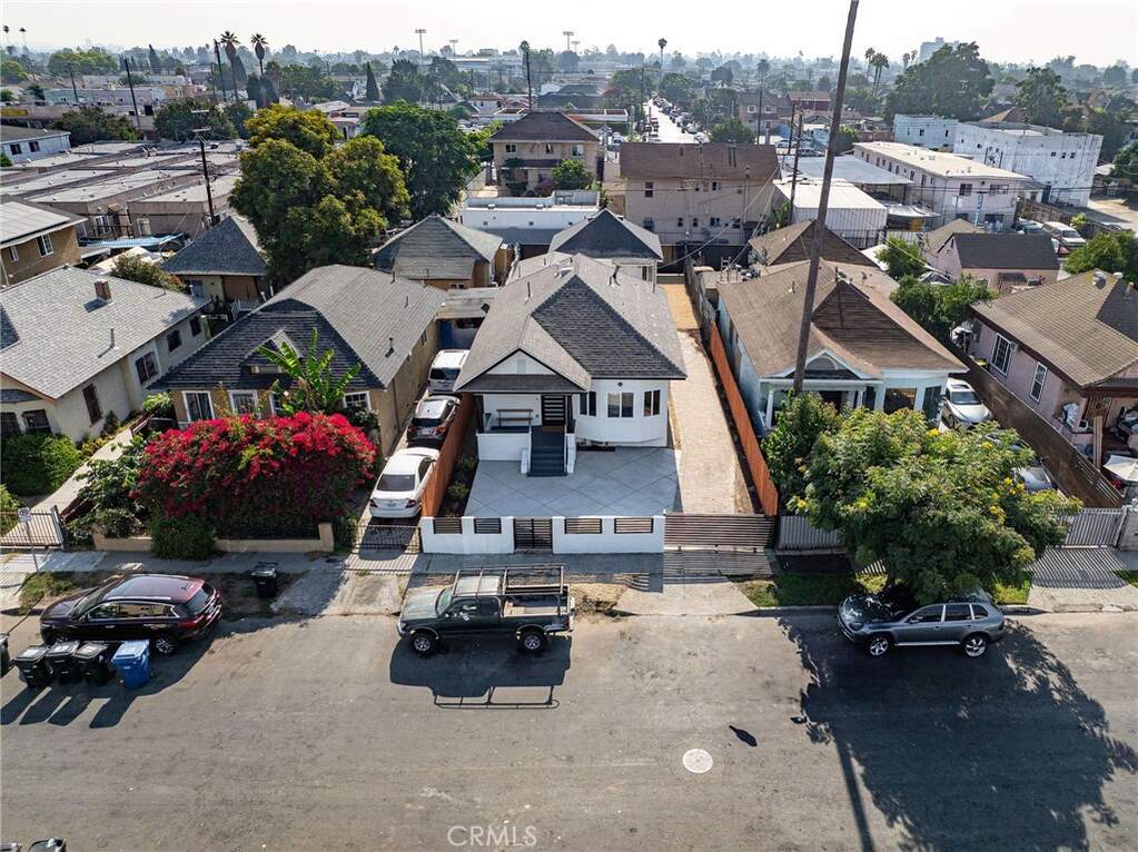 4442 Mettler Street, Los Angeles, CA 90011
