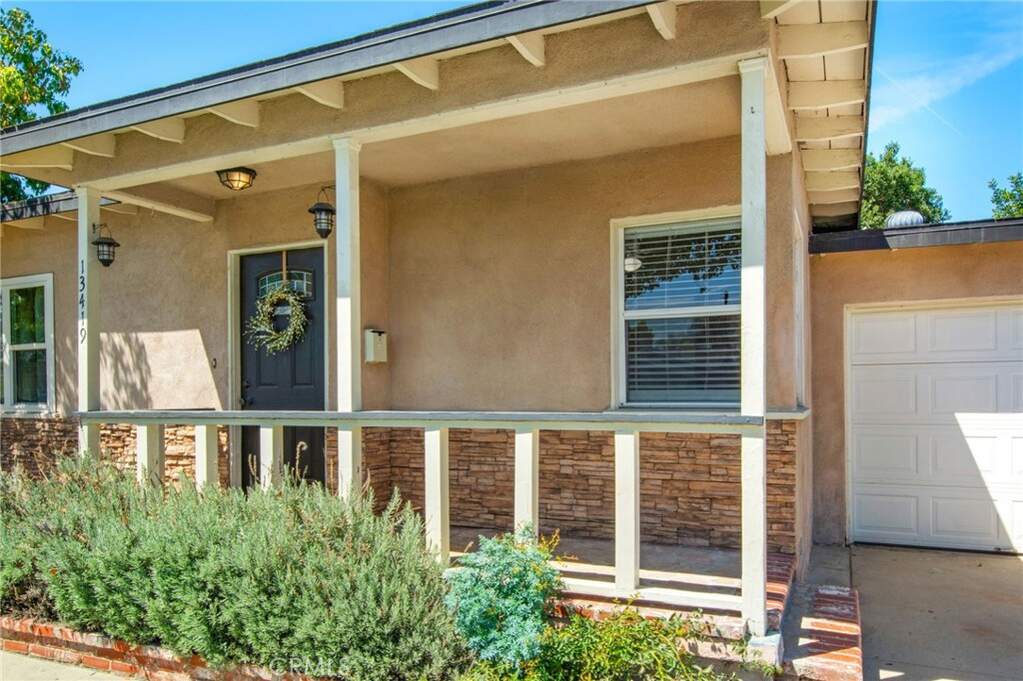 13419 Stanbridge Avenue, Bellflower, CA 90706