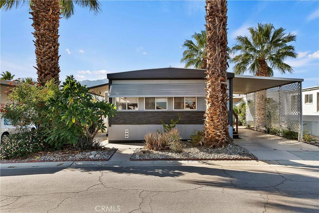 31 Mecca 31, Cathedral City, CA 92234 MLS EV23209302 Christie's