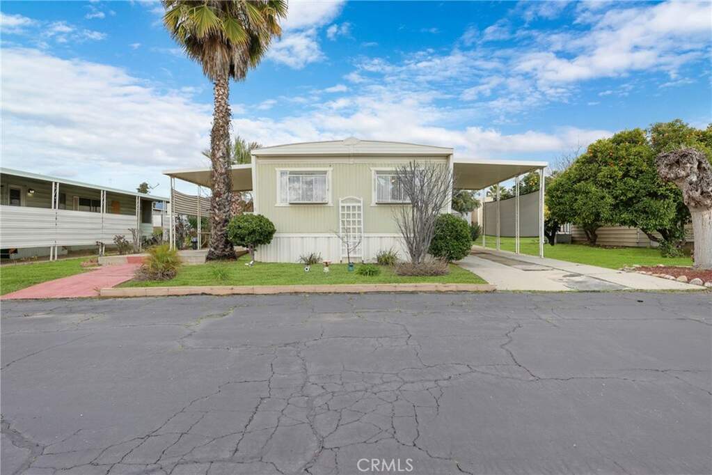 13645 5th Street #76, Yucaipa, CA 92399