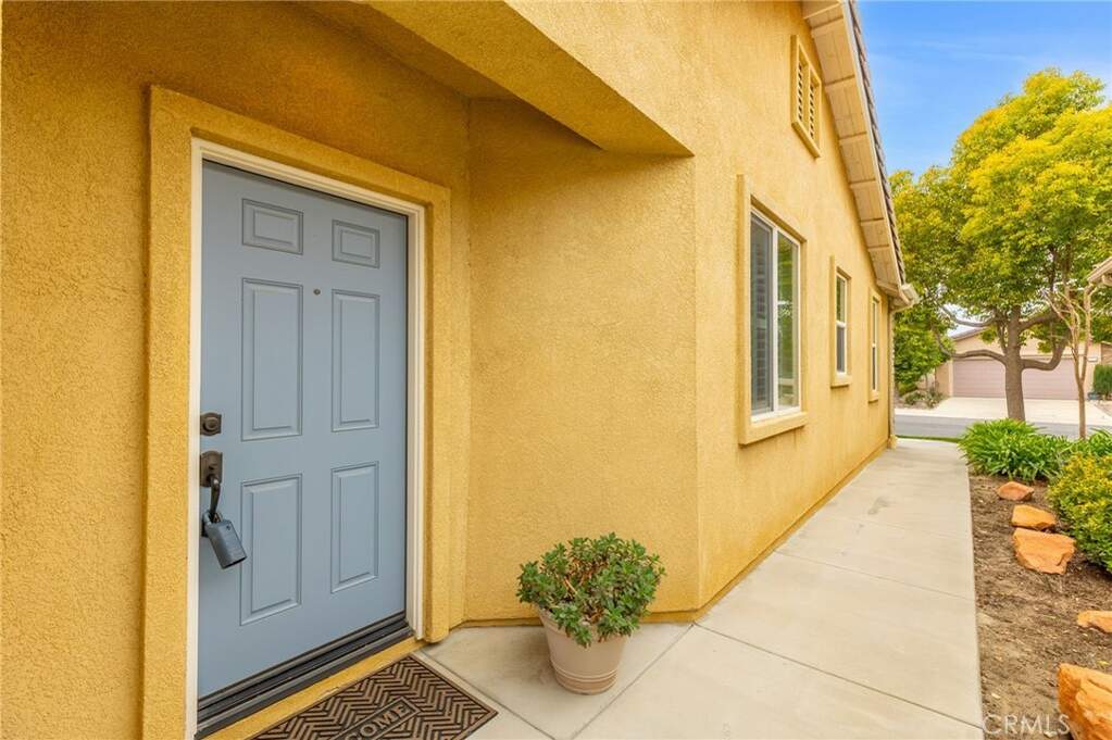 360 Shining Rock, Beaumont, CA 92223 MLS EV24037998 Christie's