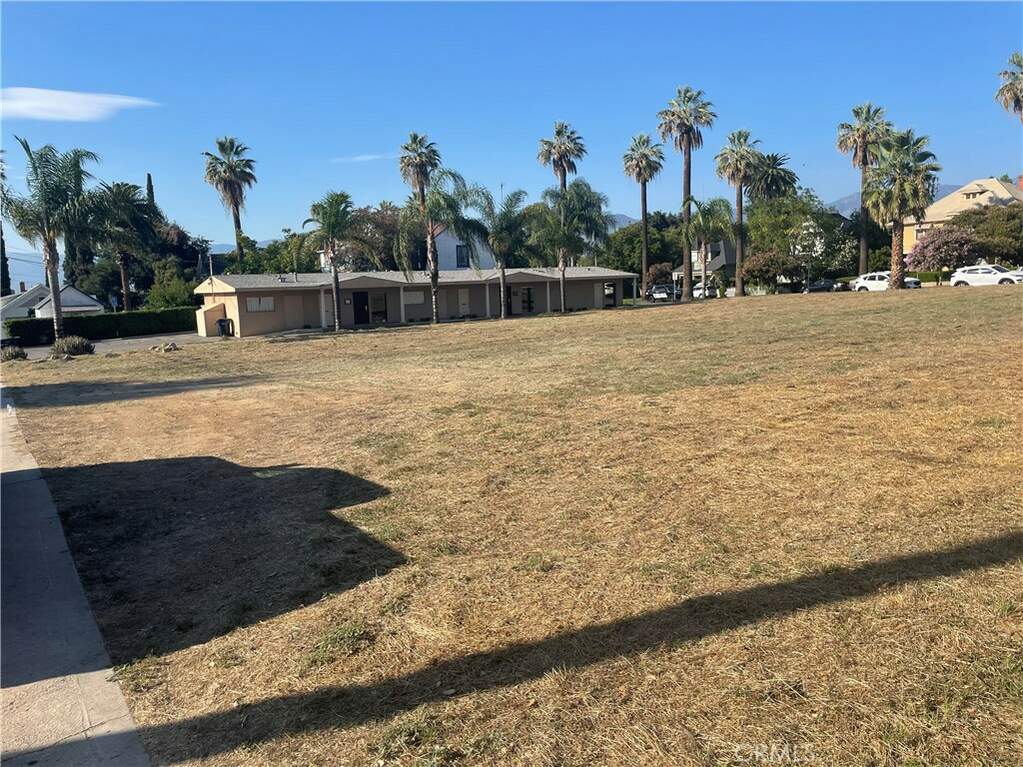 516 Cajon Street, Redlands, CA 92373