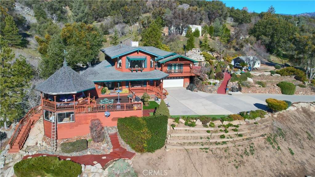43534 Getaway Lane, Ahwahnee, CA 93601 MLS FR24039111 Christie's