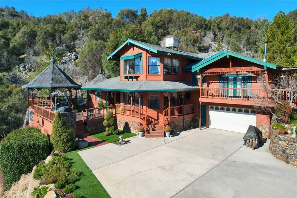 43534 Getaway Lane, Ahwahnee, CA 93601 MLS FR24039111 Christie's