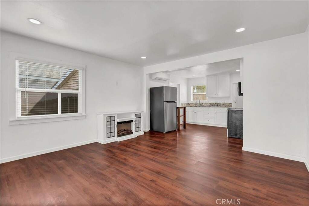 1015 Hall Avenue, Corcoran, CA 93212