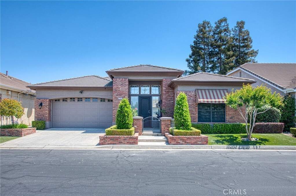 7762 N Hillsdale Drive, Fresno, CA 93720