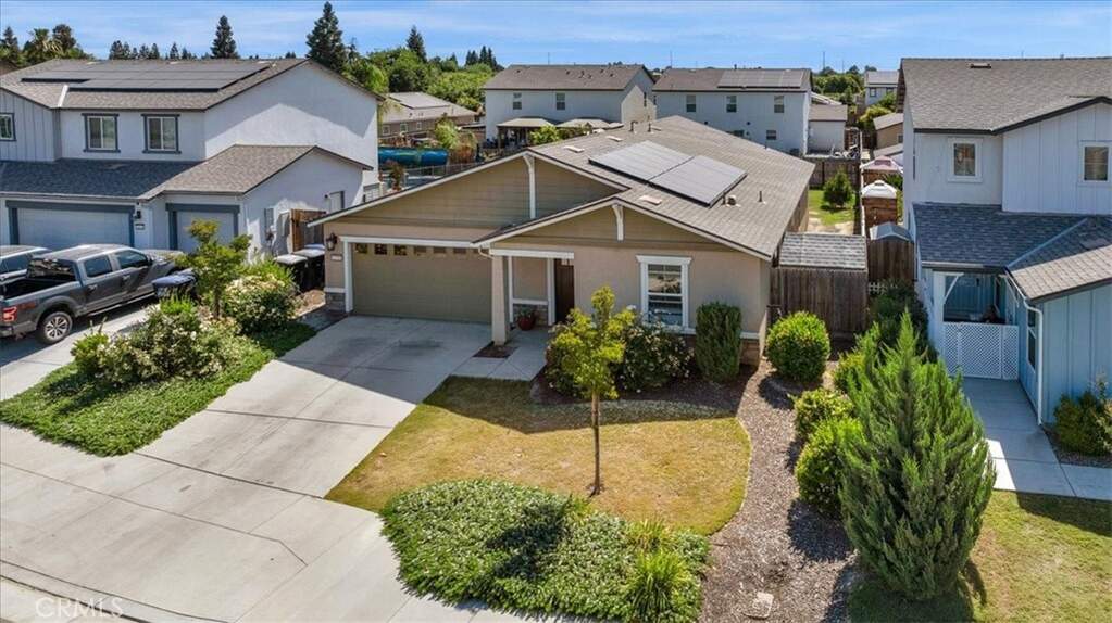 2520 S Spruce Street, Visalia, CA 93292