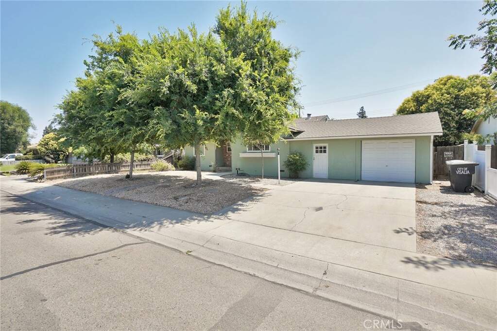 2306 S Encina Street, Visalia, CA 93277