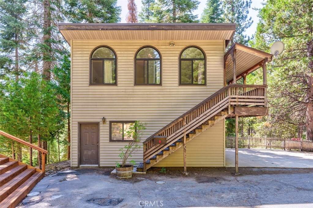 7731 Forest Drive, Fish Camp, CA 93623