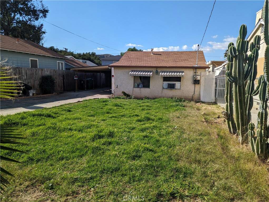 10339 Scoville Avenue, Sunland, CA 91040
