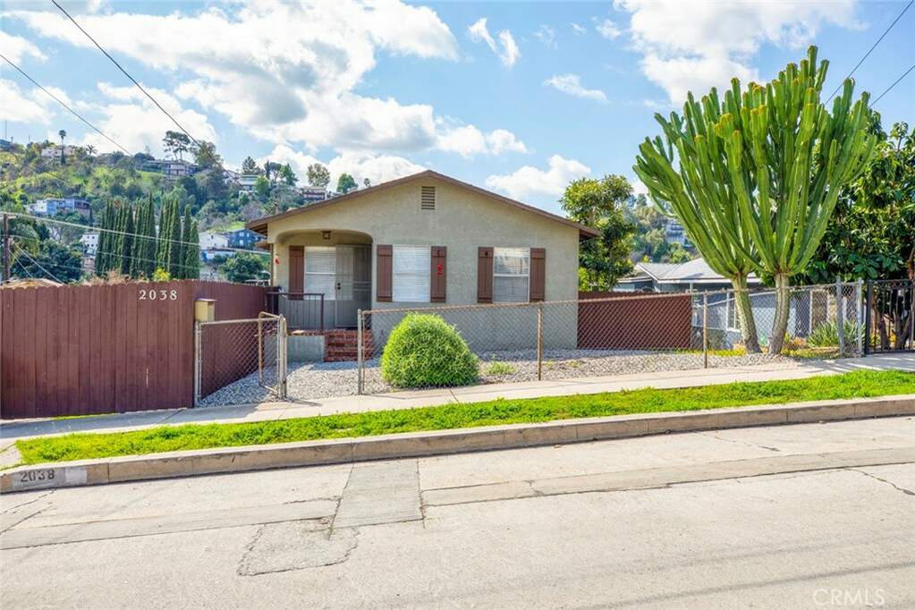 2038 Wollam Street, Los Angeles, CA 90065